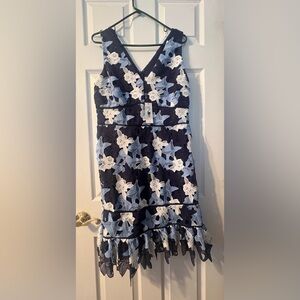 Vineyard Vines Navy and White Floral Dress